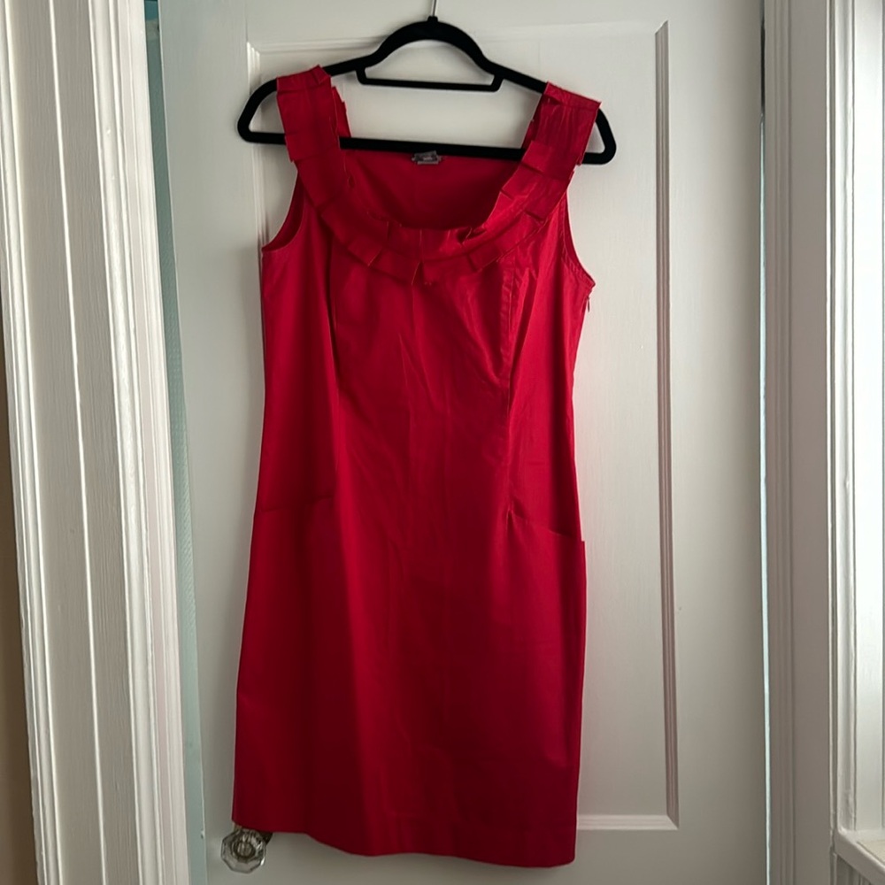 Ann Taylor-perfect red crisp cotton dress Size 6